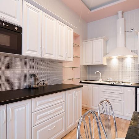 Leogrand Apartments On Doroshenka 34 Lviv Luaran gambar