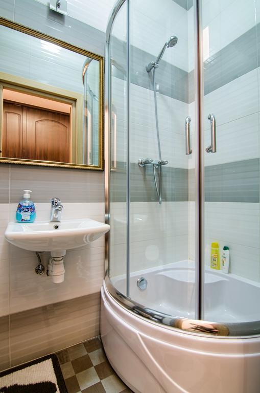 Leogrand Apartments On Doroshenka 34 Lviv Luaran gambar