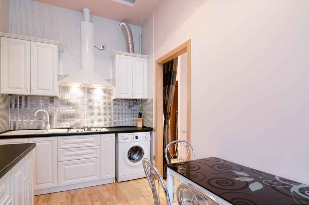 Leogrand Apartments On Doroshenka 34 Lviv Luaran gambar