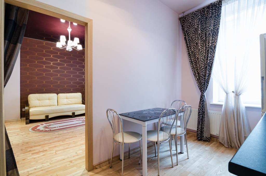 Leogrand Apartments On Doroshenka 34 Lviv Luaran gambar